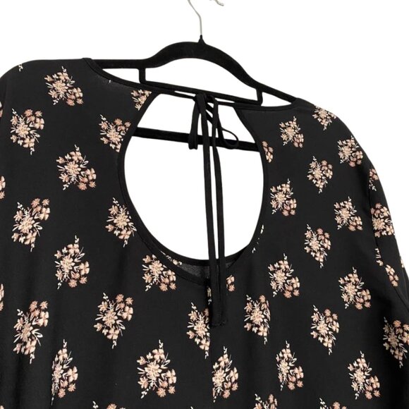 Xhilaration Black Floral Boho Dress Long Bell Sleeves Keyhole Pockets L - Picture 9 of 15
